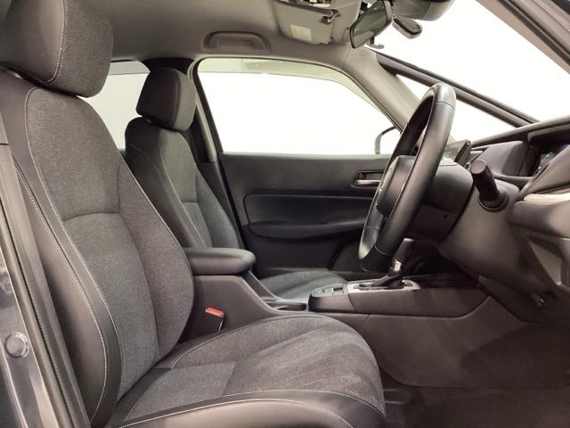 フィット ｅ：ＨＥＶホーム　純正アルミホイール　ドライブレコーダー　キーレス　ホンダセンシング　クルーズコントロール　衝突軽減ブレーキ　横滑り防止　障害物センサー　バックカメラ　盗難防止　ＬＥＤヘッドライト　４ＷＤ（22枚目）