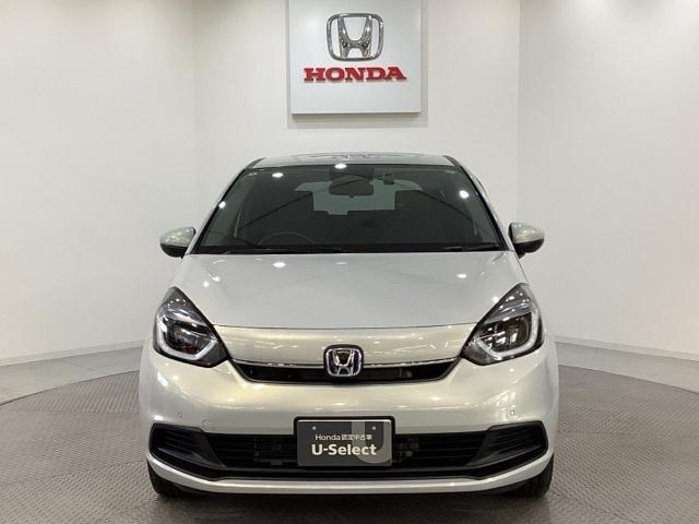 【Ｈｏｎｄａ認定中古車Ｕ−Ｓｅｌｅｃｔ】　エンジン、オーディオやカーナビ（社外品は除く）に至るまで保証をお付け致します。全国のホンダディーラーで保証と整備が受けられます。