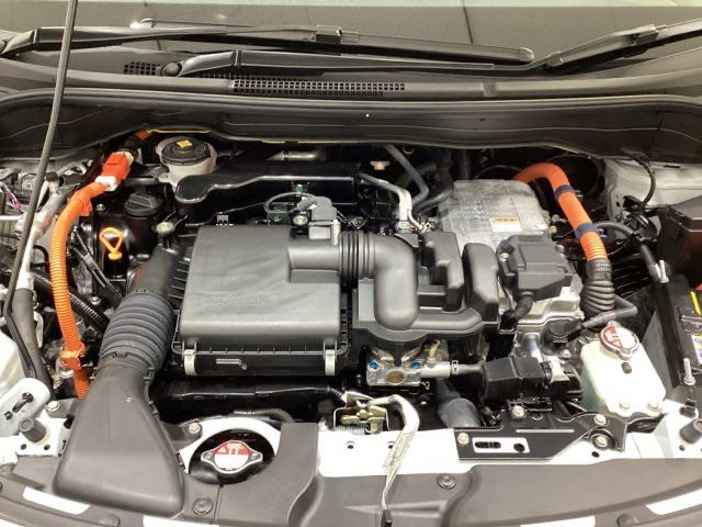 ホンダスタッフがしっかり整備して保証付きにてお渡し致します。エンジンルーム＆室内ルームともにクリーニング済みで清潔です。快適なドライブをお楽しみください。