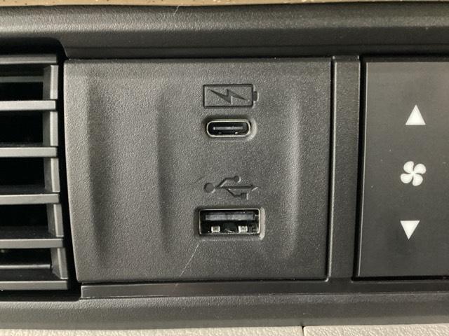 Ｎ－ＢＯＸ ベースグレード　純正メモリーナビ　ドライブレコーダー　シートヒーター　ホンダセンシング　クルーズコントロール　衝突軽減ブレーキ　横滑り防止　盗難防止　バックカメラ　両側電動スライドドア　ＬＥＤヘッドライト　４ＷＤ（12枚目）