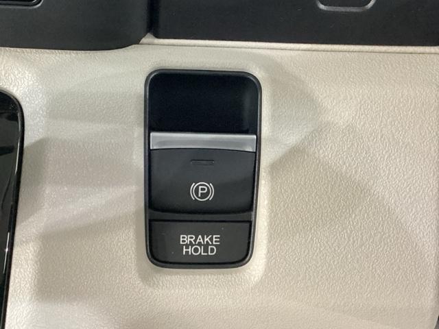 Ｎ－ＢＯＸ ベースグレード　純正メモリーナビ　ドライブレコーダー　シートヒーター　ホンダセンシング　クルーズコントロール　衝突軽減ブレーキ　横滑り防止　障害物センサー　バックカメラ　両側電動スライドドア　ＬＥＤヘッドライト　４Ｗ（12枚目）