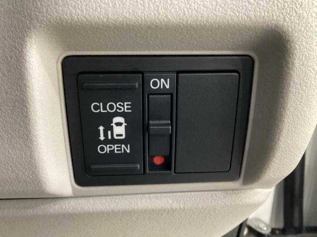 Ｎ－ＢＯＸ ベースグレード　純正メモリーナビ　ドライブレコーダー　シートヒーター　ホンダセンシング　クルーズコントロール　衝突軽減ブレーキ　横滑り防止　障害物センサー　バックカメラ　両側電動スライドドア　ＬＥＤヘッドライト　４Ｗ（18枚目）