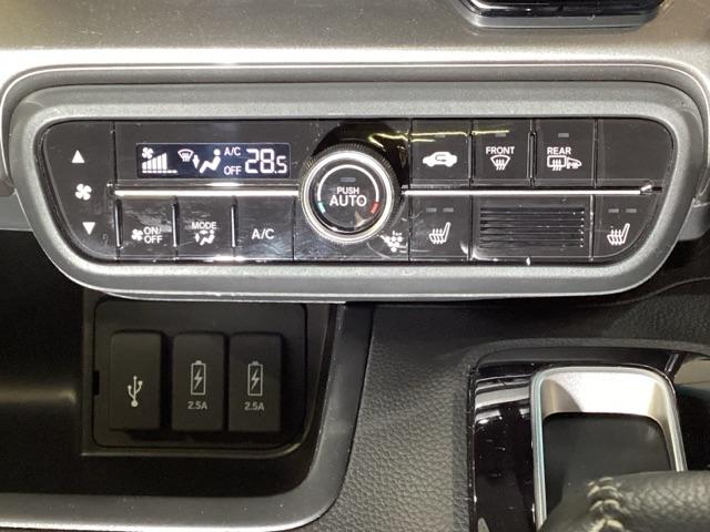 Ｎ－ＢＯＸカスタム Ｌスタイル＋ブラック　純正メモリーナビ　純正アルミホイール　エンジンスターター　ドライブレコーダー　シートヒーター　両側電動スライドドア　ホンダセンシング　クルーズコントロール　衝突軽減ブレーキ　バックカメラ（10枚目）