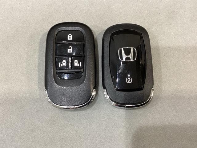 Ｎ－ＢＯＸカスタム ベースグレード　純正メモリーナビ　純正アルミホイール　ドライブレコーダー　シートヒーター　両側電動スライドドア　ホンダセンシング　クルーズコントロール　衝突軽減ブレーキ　横滑り防止　バックカメラ　ＬＥＤヘッドライト（17枚目）