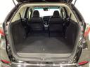 リアシートの背もたれを倒してさらに広々としたトランクスペースになります。段差も少なく荷物の出し入れもしやすくなっています。