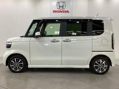 購入後も自社指定整備工場完備でお客様の愛車をしっかりサポート致します！御納車時には安全かつ安心してお乗り頂けるようホンダ専門知識を持つ整備スタッフが点検・整備・装備も説明をしてお渡ししております。 4
