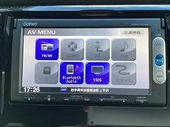 ナビゲーションはワンセグＴＶ対応のＧａｔｈｅｒｓ純正メモリーナビを搭載しています。Ｂｌｕｅｔｏｏｔｈオーディオ機能がありますので、スマートフォンなどの音楽も再生できます。 6