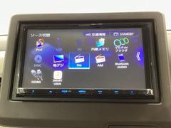 ナビゲーションはフルセグＴＶ、インターナビ対応のＧａｔｈｅｒｓ純正メモリーナビを搭載しています。Ｂｌｕｅｔｏｏｔｈオーディオ機能がありますので、スマートフォンなどの音楽も再生できます。 6