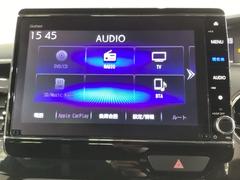 ワイド画面のナビゲーションはフルセグＴＶ、インターナビ対応のＧａｔｈｅｒｓ純正メモリーナビを搭載しています。Ｂｌｕｅｔｏｏｔｈオーディオ機能がありますので、スマートフォンなどの音楽も再生できます。 6