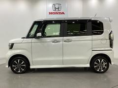 購入後も自社指定整備工場完備でお客様の愛車をしっかりサポート致します！御納車時には安全かつ安心してお乗り頂けるようホンダ専門知識を持つ整備スタッフが点検・整備・装備も説明をしてお渡ししております。 4