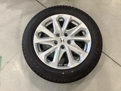 ���Ҥˤƥǥ����Ի������夷�Ƥ�����󥷡�������Ѥ���ť����åȥ쥹������ܥۥ����룴�ܥ��åȤ��Ѱ��פ��ޤ������ʣ�������ǯ����������ܥۥ�����ϸ����Ϥ����ݾ��оݳ��Ǥ��� 3