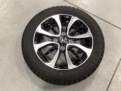 ���Ҥˤƥǥ����Ի������夷�Ƥ�����󥷡�������Ѥ���ť����åȥ쥹������ܥۥ����룴�ܥ��åȤ��Ѱ��פ��ޤ������ʣ�������ǯ����������ܥۥ�����ϸ����Ϥ����ݾ��оݳ��Ǥ��� 3