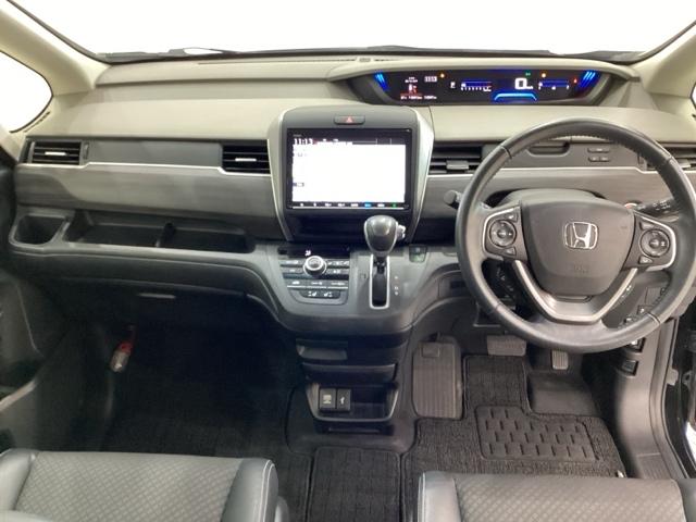 フリード＋ Ｇ・ホンダセンシング　光触媒抗菌消臭施工済（5枚目）