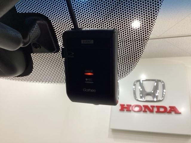 フリード＋ Ｇ・ホンダセンシング　光触媒抗菌消臭施工済（16枚目）