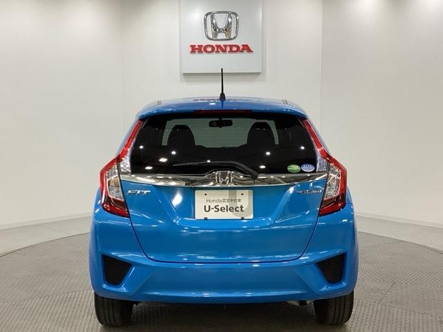 フィットハイブリッド Ｆパッケージ　光触媒抗菌消臭施工済（3枚目）