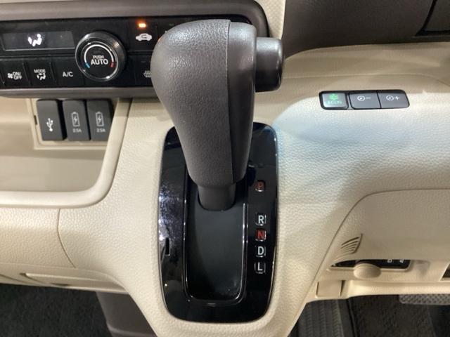 N-BOX G・Lホンダセンシング 純正メモリーナビ 片側電動スライドドア バックカメラ シートヒーター ETC ホンダセンシング 4WD(8枚目)