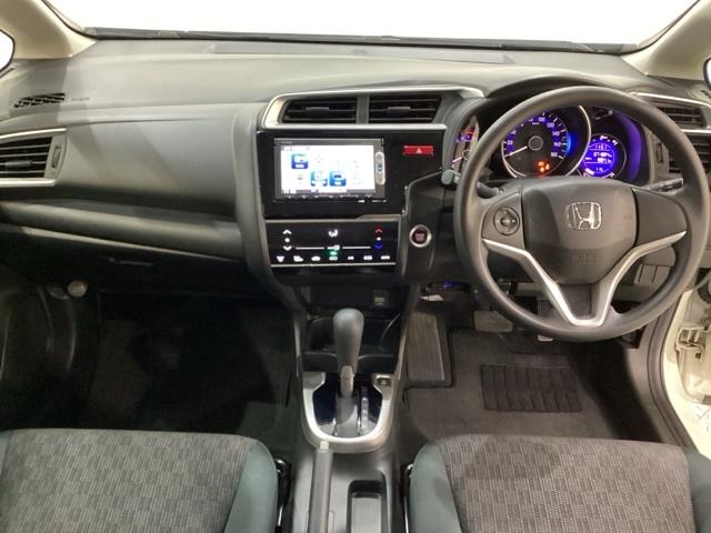 フィット １３Ｇ・Ｌパッケージ　純正メモリーナビ　キーレス　ホンダセンシング　衝突軽減ブレーキ　横滑り防止　バックカメラ　盗難防止　ＬＥＤヘッドライト　４ＷＤ（5枚目）