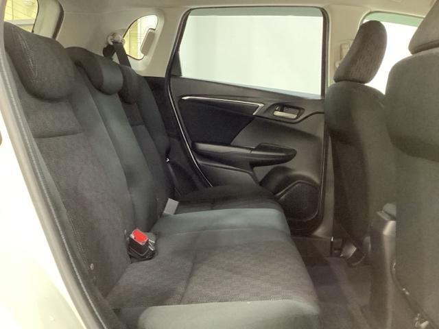 フィット １３Ｇ・Ｌパッケージ　純正メモリーナビ　キーレス　ホンダセンシング　衝突軽減ブレーキ　横滑り防止　バックカメラ　盗難防止　ＬＥＤヘッドライト　４ＷＤ（17枚目）