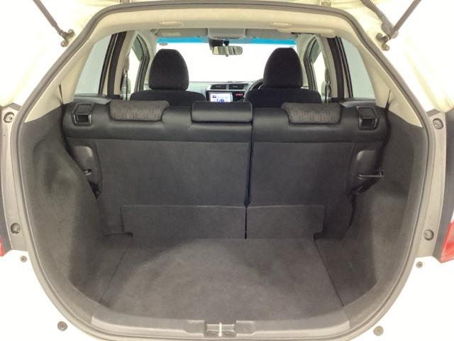 フィット １３Ｇ・Ｌパッケージ　純正メモリーナビ　キーレス　ホンダセンシング　衝突軽減ブレーキ　横滑り防止　バックカメラ　盗難防止　ＬＥＤヘッドライト　４ＷＤ（19枚目）