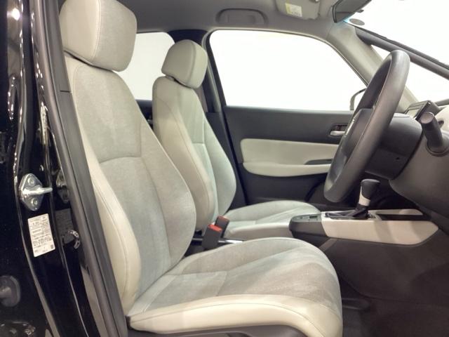 フィット ホーム　純正メモリーナビ　純正アルミホイール　ホンダセンシング　クルーズコントロール　衝突軽減ブレーキ　横滑り防止　障害物センサー　バックカメラ　　盗難防止　ＬＥＤヘッドライト　４ＷＤ（17枚目）