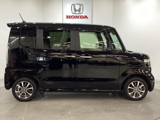 N-BOXカスタム ベースグレード 純正メモリーナビ 純正アルミホイール ドライブレコーダー 両側電動スライドドア シートヒーター ホンダセンシング クルーズコントロール 衝突軽減ブレーキ 横滑り防止 バックカメラ LEDヘッドライト(6枚目)