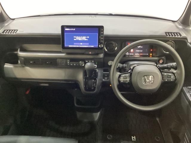 N-BOXカスタム ベースグレード 純正メモリーナビ 純正アルミホイール ドライブレコーダー 両側電動スライドドア シートヒーター ホンダセンシング クルーズコントロール 衝突軽減ブレーキ 横滑り防止 バックカメラ LEDヘッドライト(7枚目)