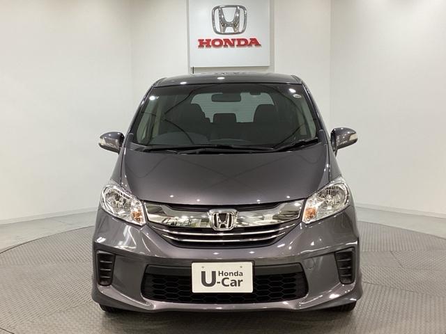 フリード Gプレミアムエディション 純正メモリーナビ 両側電動スライドドア クルーズコントロール 横滑り防止 バックカメラ 盗難防止 4WD(2枚目)