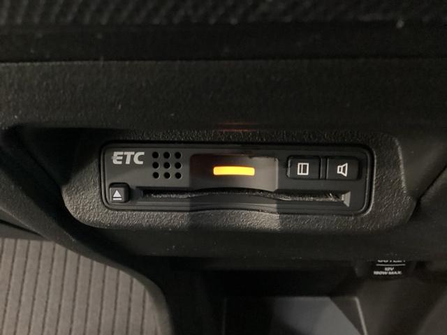 フリード Gプレミアムエディション 純正メモリーナビ 両側電動スライドドア クルーズコントロール 横滑り防止 バックカメラ 盗難防止 4WD(14枚目)