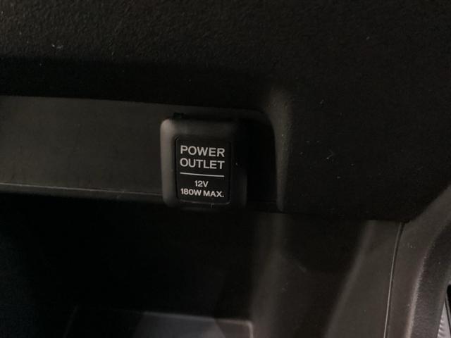 フリード Gプレミアムエディション 純正メモリーナビ 両側電動スライドドア クルーズコントロール 横滑り防止 バックカメラ 盗難防止 4WD(15枚目)