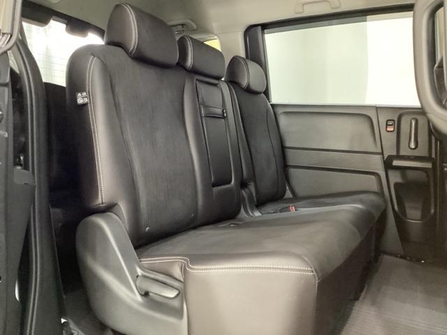 フリード Gプレミアムエディション 純正メモリーナビ 両側電動スライドドア クルーズコントロール 横滑り防止 バックカメラ 盗難防止 4WD(17枚目)