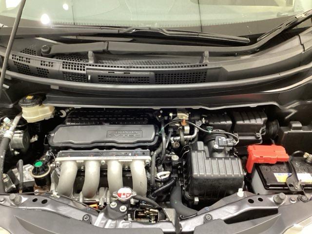 フリード Gプレミアムエディション 純正メモリーナビ 両側電動スライドドア クルーズコントロール 横滑り防止 バックカメラ 盗難防止 4WD(21枚目)