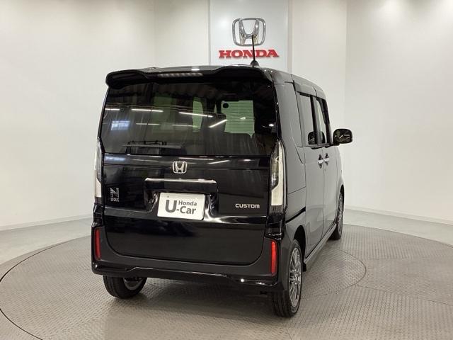 N-BOXカスタム ターボ 中古スタッドレスタイヤ、純正メモリーナビ、ドライブレコーダー前後装着+ETC付 当社デモカー(5枚目)