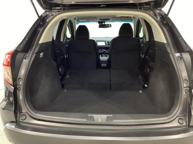 ヴェゼル Ｘ・ホンダセンシング　純正メモリーナビ　純正アルミホイール　シートヒーター　ホンダセンシング　クルーズコントロール　衝突軽減ブレーキ　横滑り防止　バックカメラ　盗難防止　ＬＥＤヘッドライト　４ＷＤ（22枚目）