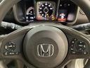 ハンドルにHondaセンシング系のクルーズコントロールやレーンキープアシストなどのスイッチと、オーディオの操作スイッチが装備されています。ハンドルから手を離さず安全に操作できます。