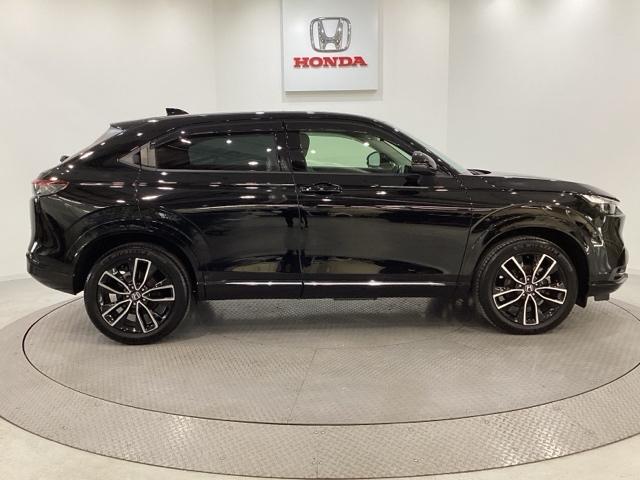 ヴェゼル e:HEVZ 光触媒抗菌消臭施工済(4枚目)