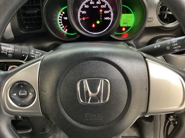 Ｎ－ＢＯＸ ＧＳＳパッケージ　ＥＴＣ　純正メモリーナビ　純正アルミホイール　シートヒーター　衝突軽減ブレーキ　横滑り防止　バックカメラ　キーレス　４ＷＤ　両側電動スライドドア（11枚目）