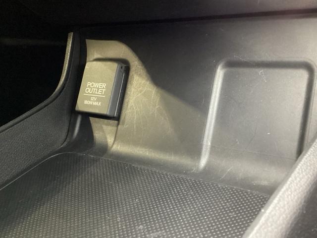 シャトル ハイブリッドX 純正メモリーナビ 純正アルミホイール ホンダセンシング クルーズコントロール 衝突軽減ブレーキ 横滑り防止 バックカメラ 盗難防止 LEDヘッドライト 4WD(15枚目)