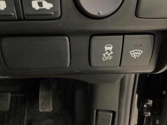 フリードスパイク Ｇプレミアムエディション　エンジンスターター　　両側電動スライドドア　キーレス　クルーズコントロール　横滑り防止　バックカメラ　盗難防止　４ＷＤ（15枚目）