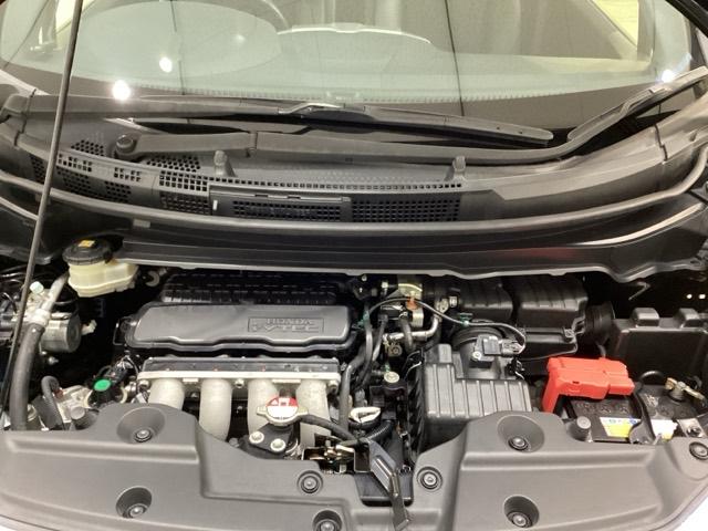 フリードスパイク Ｇプレミアムエディション　エンジンスターター　　両側電動スライドドア　キーレス　クルーズコントロール　横滑り防止　バックカメラ　盗難防止　４ＷＤ（22枚目）