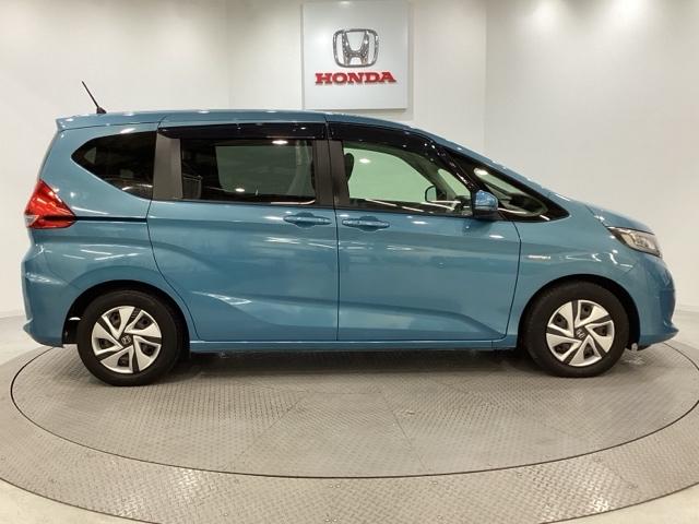 フリードハイブリッド ハイブリッド・Gホンダセンシング 純正メモリーナビ キーレス ホンダセンシング クルーズコントロール 衝突軽減ブレーキ 横滑り防止 バックカメラ 盗難防止 両側電動スライドドア LEDヘッドライト(4枚目)