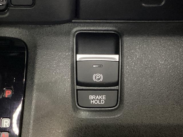 N-BOXカスタム ベースグレード 純正メモリーナビ 純正アルミホイール ドライブレコーダー 片側電動スライドドア ホンダセンシング クルーズコントロール 衝突軽減ブレーキ バックカメラ LEDヘッドライト シートヒーター 4WD(12枚目)