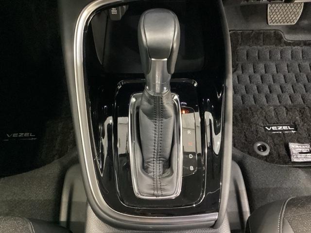 ヴェゼル ｅ：ＨＥＶＺ　光触媒抗菌消臭施工済（7枚目）