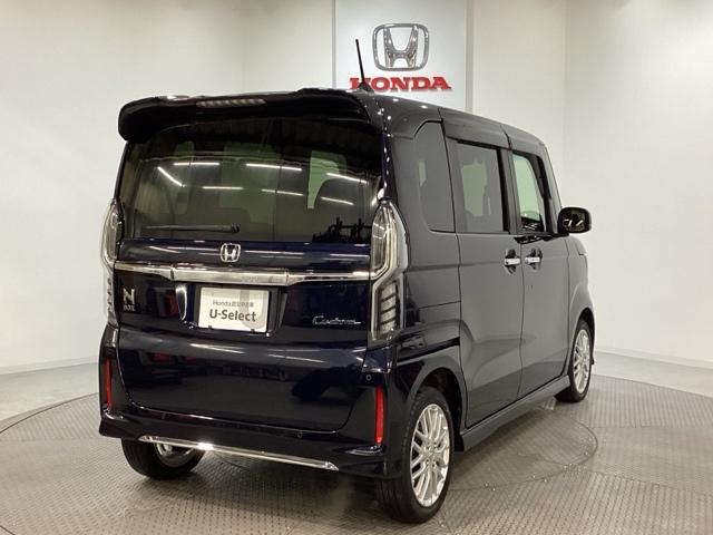 N-BOXカスタム Lターボ 純正メモリーナビ 純正アルミホイール エンジンスターター 両側電動スライドドア シートヒーター ホンダセンシング クルーズコントロール 衝突軽減ブレーキ バックカメラ LEDヘッドライト 4WD(3枚目)