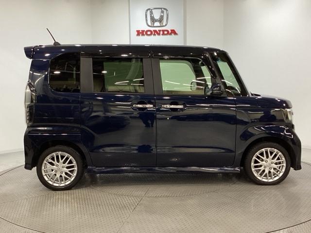 N-BOXカスタム Lターボ 純正メモリーナビ 純正アルミホイール エンジンスターター 両側電動スライドドア シートヒーター ホンダセンシング クルーズコントロール 衝突軽減ブレーキ バックカメラ LEDヘッドライト 4WD(4枚目)