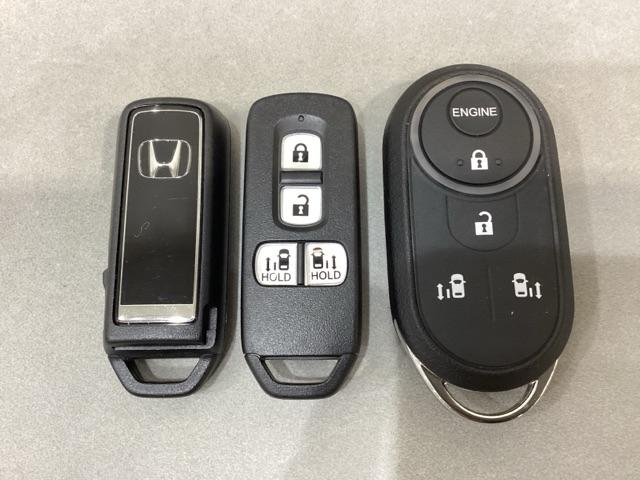 N-BOXカスタム Lターボ 純正メモリーナビ 純正アルミホイール エンジンスターター 両側電動スライドドア シートヒーター ホンダセンシング クルーズコントロール 衝突軽減ブレーキ バックカメラ LEDヘッドライト 4WD(13枚目)