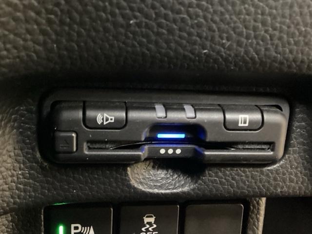 N-BOXカスタム Lターボ 純正メモリーナビ 純正アルミホイール エンジンスターター 両側電動スライドドア シートヒーター ホンダセンシング クルーズコントロール 衝突軽減ブレーキ バックカメラ LEDヘッドライト 4WD(17枚目)