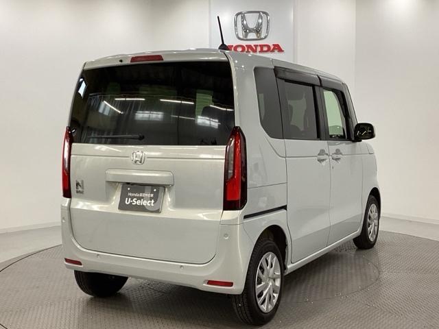 N-BOX ベースグレード 4WD 中古スタッドレスタイヤ、純正メモリーナビ、ドライブレコーダー前後装着+ETC付 当社デモカー ABS 運転席エアバッグ 助手席エアバッグ ベンチシート(3枚目)
