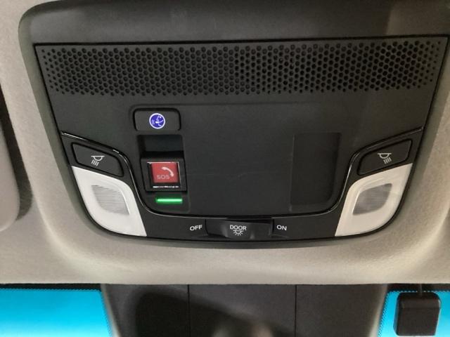 フィット ｅ：ＨＥＶホーム　純正メモリーナビ　ドライブレコーダー　ホンダセンシング　クルーズコントロール　衝突軽減ブレーキ　横滑り防止　障害物センサー　バックカメラ　ＬＥＤヘッドライト（6枚目）