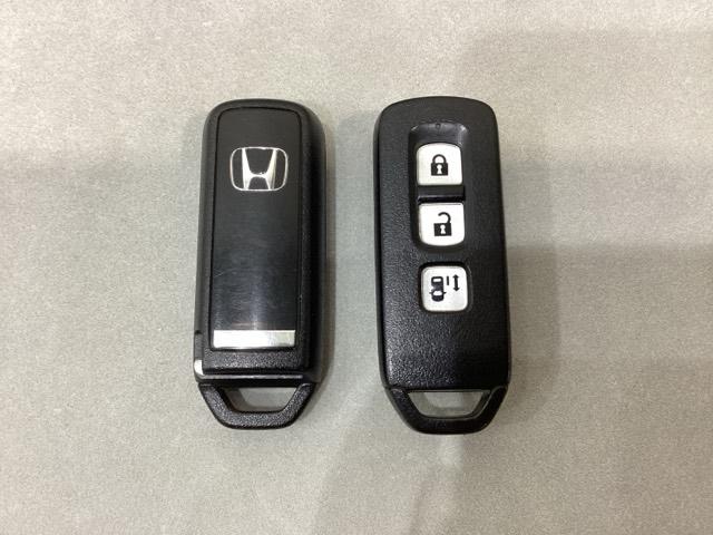 N-BOX G・Lパッケージ 光触媒抗菌消臭施工済 左側電動スライドドア メモリーナビ フルセグTV バックカメラ Bluetooth接続 CD ETC スマートキー ABS 運転席エアバッグ 助手席エアバッグ(12枚目)