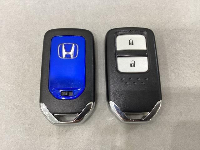 ヴェゼル ハイブリッドＸ・ホンダセンシング　ドライブレコーダー装備車　光触媒抗菌消臭施工済（13枚目）
